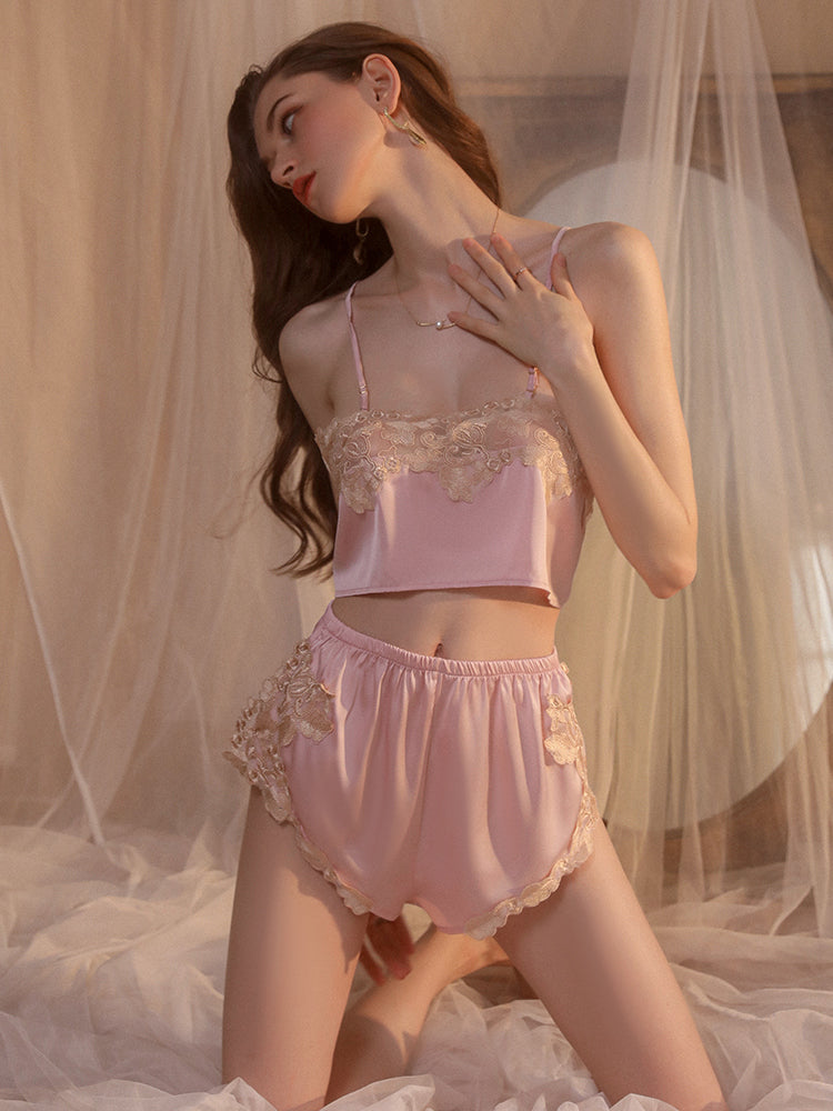 Sexy Lace Deep V-Neck 3/4 Sleeves Three-Piece Camisole Set With Belt