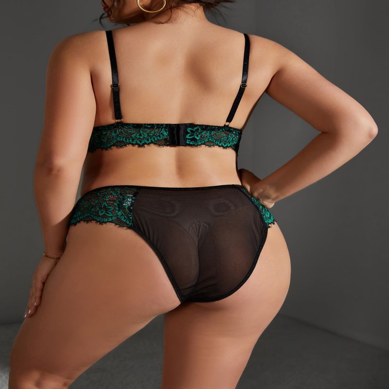 Plus Size  Green Lace Bra Panties Set