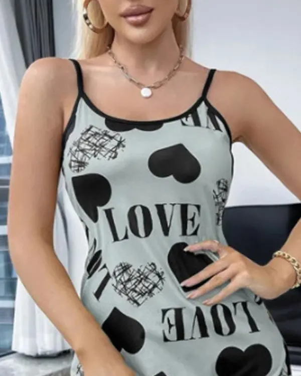 Love Heart Print Contrast Binding Nightdress