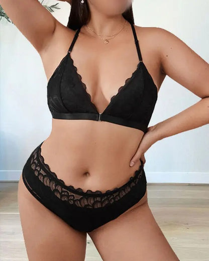 Plus Size Lace Lingerie Set